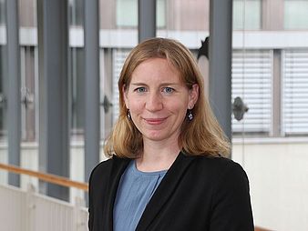 Prof. Dr. Angie Schneider Prof. Dr. Angie Schneider
